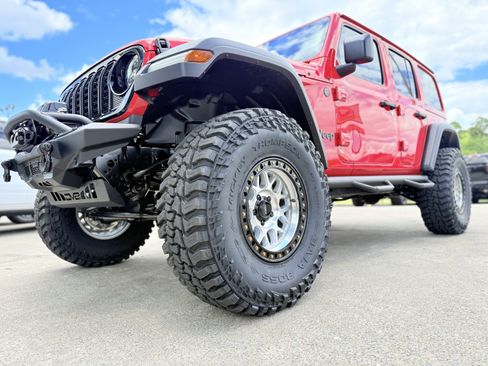 New 2025 Jeep Wrangler Willys image 2