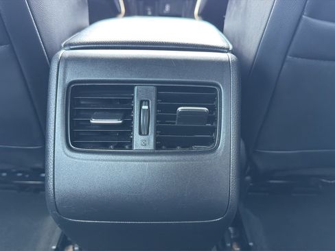 Used 2018 Honda Accord Touring image 14