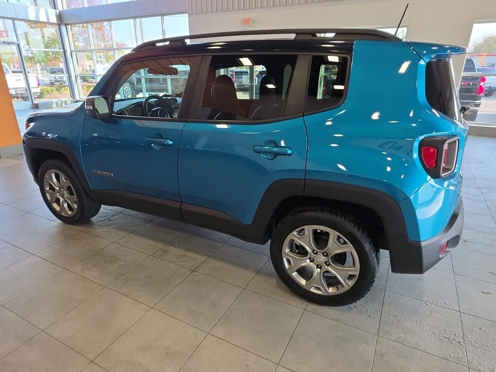 Used 2020 Jeep Renegade Limited AWD/4WD image 11