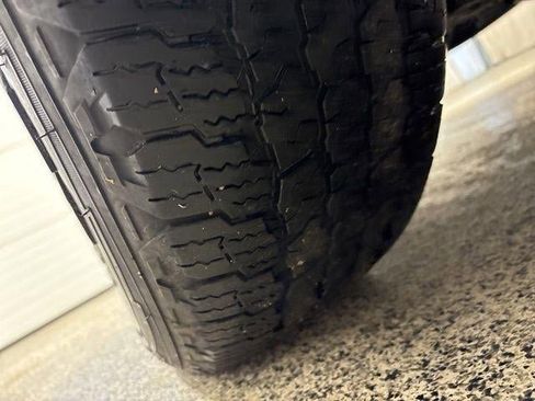 Used 2019 Ford F150 Lariat image 39