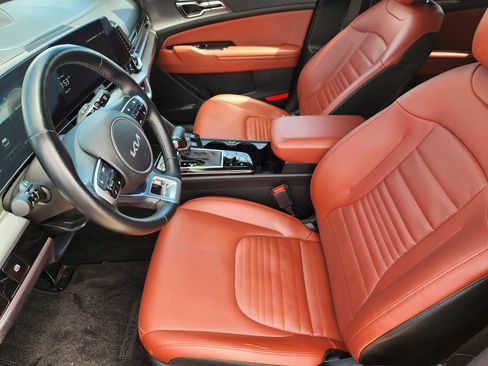 Certified 2024 Kia Sportage SX FWD image 11