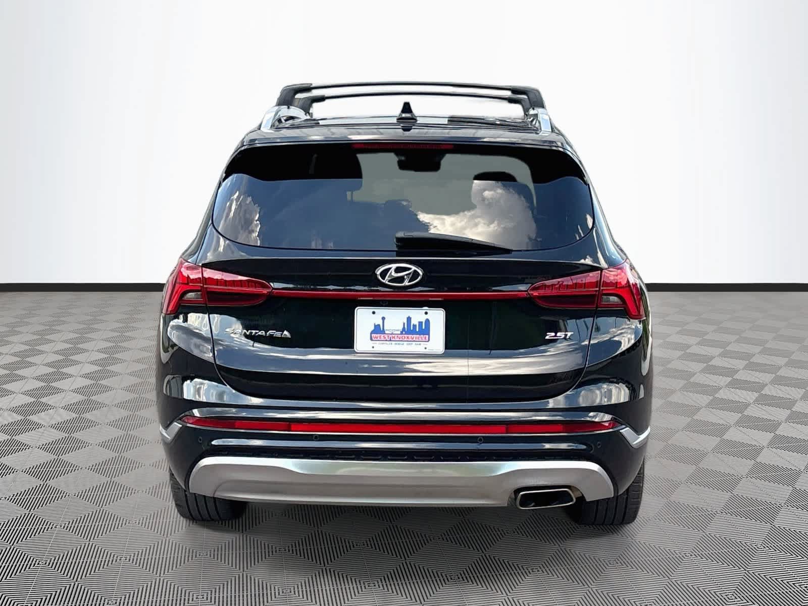 Used 2023 Hyundai Santa Fe Calligraphy FWD image 6