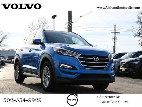 Used 2017 Hyundai Tucson SE image 1