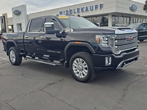 Used 2023 GMC Sierra 3500 Denali w/ Denali Ultimate Package AWD/4WD image 1