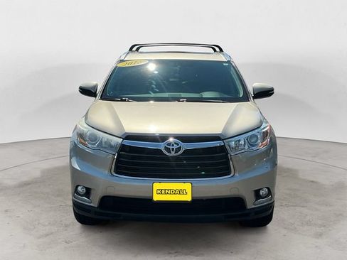 Used 2016 Toyota Highlander Limited w/ Protection Package #3 AWD/4WD image 2