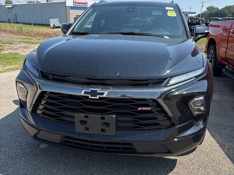 Certified 2023 Chevrolet Blazer RS w/ Enhanced Convenience Package image 1