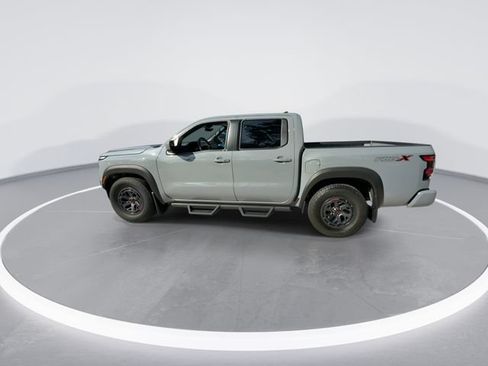Used 2025 Nissan Frontier Pro-X RWD image 5