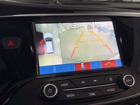 Used 2019 Buick Envision Premium w/ Driver Confidence Package image 24
