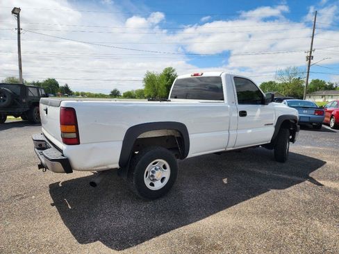 Used 2002 Chevrolet Silverado 2500 2WD Regular Cab image 3