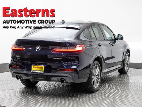 Used 2021 BMW X4 xDrive30i w/ M Sport Package AWD/4WD image 5