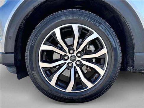 Used 2020 Ford Explorer ST w/ Premium Technology Package AWD/4WD image 10