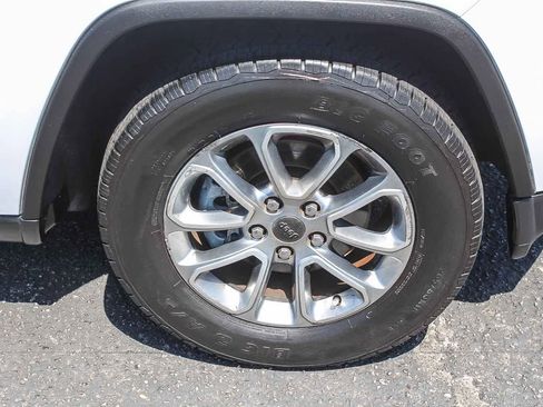 Used 2014 Jeep Grand Cherokee Limited RWD image 13