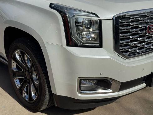 Used 2019 GMC Yukon XL Denali w/ Denali Ultimate Package image 43