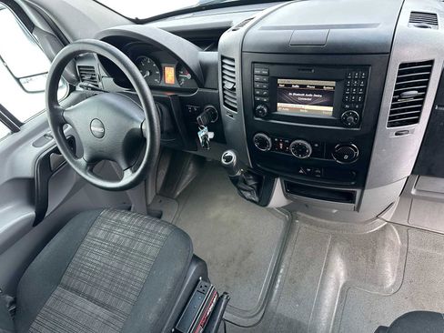 Used 2016 Freightliner Sprinter 2500 image 11