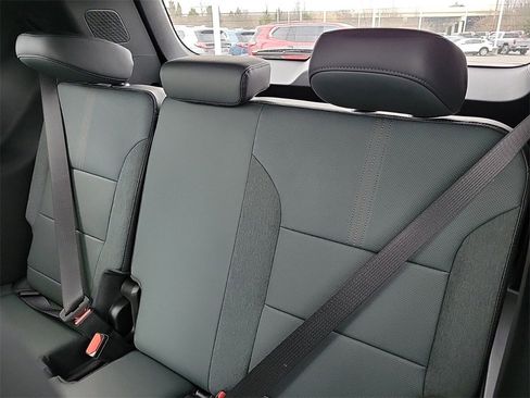 New 2026 GMC Acadia AT4 w/ Luxury Package image 11