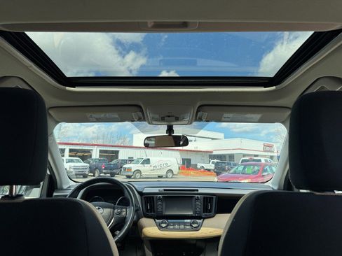 Used 2016 Toyota RAV4 XLE w/ Protection Package image 22