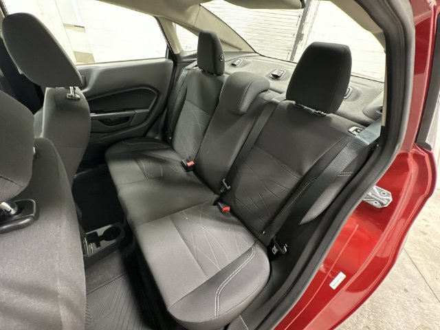 Used 2015 Ford Fiesta SE w/ Comfort Package FWD image 14