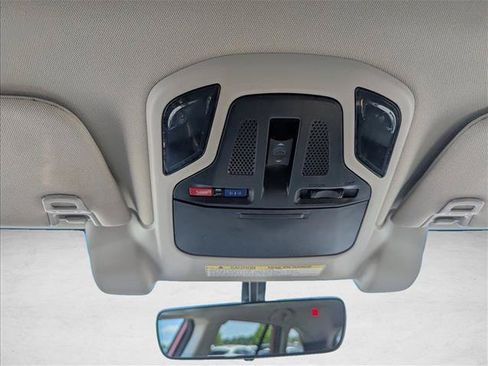 Used 2022 Subaru Outback Premium AWD/4WD image 21