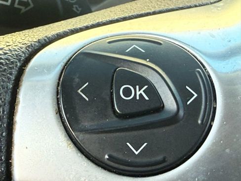 Used 2015 Ford Escape SE w/ Equipment Group 201A image 21