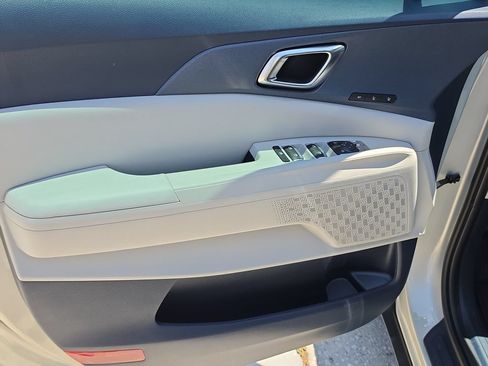 New 2026 Kia Carnival SX FWD image 19