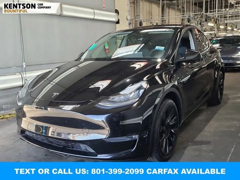 Used 2023 Tesla Model Y Long Range AWD/4WD image 1