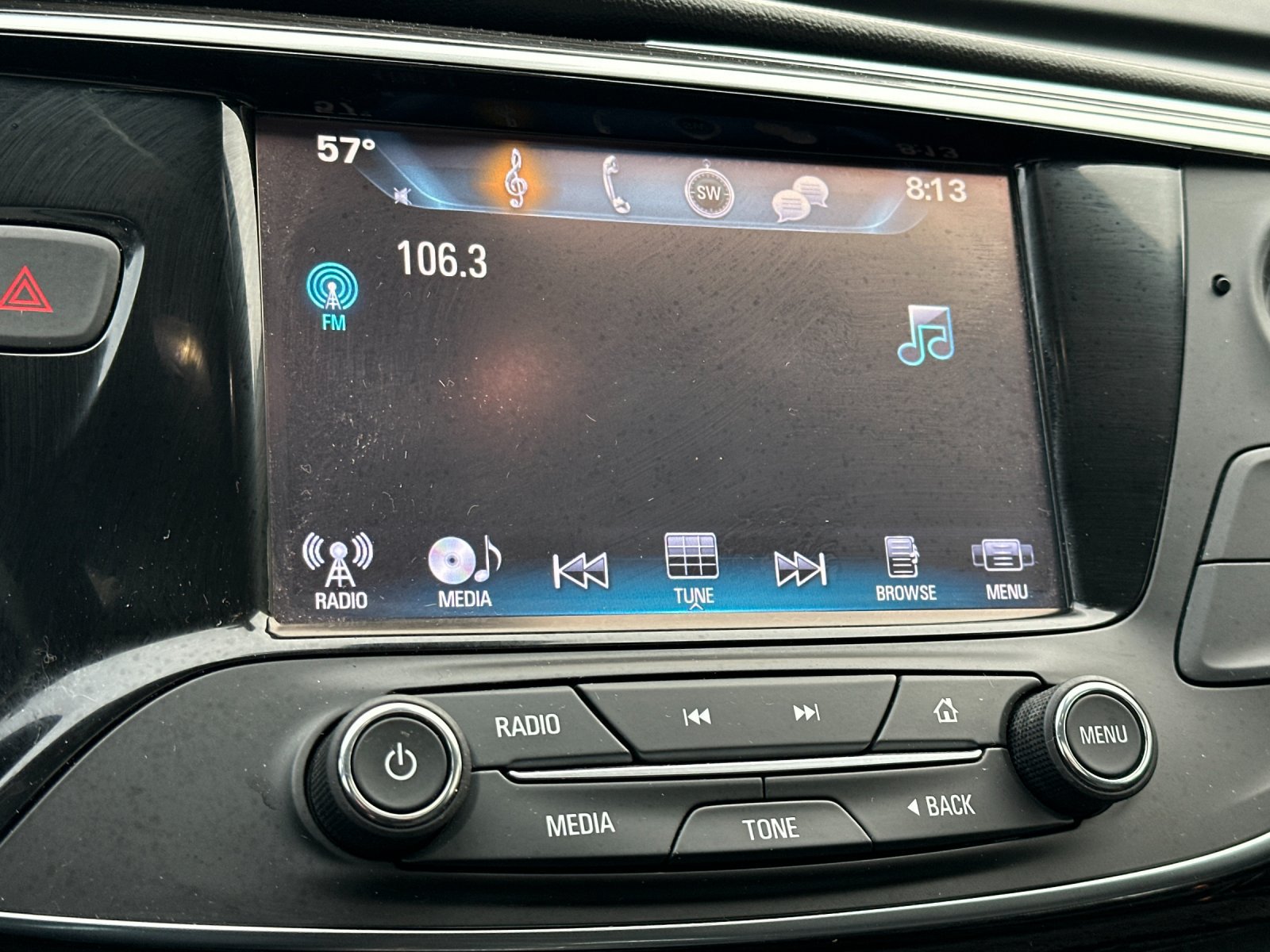 Used 2018 Buick Envision Premium AWD/4WD image 18