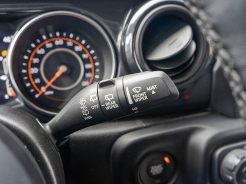 Used 2022 Jeep Wrangler Unlimited Sport AWD/4WD image 27