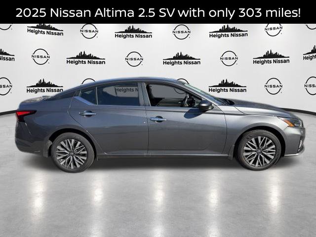 Used 2025 Nissan Altima 2.5 SV AWD/4WD image 4