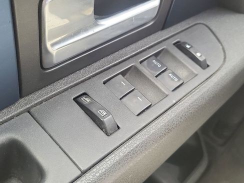 Used 2012 Ford F150 Raptor w/ Raptor Luxury Pkg image 29