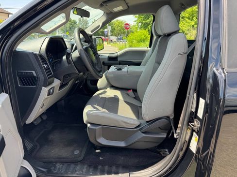 Used 2017 Ford F150 XL w/ Equipment Group 101A Mid RWD image 15