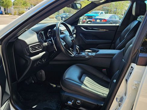 Used 2023 Maserati Levante Modena image 13