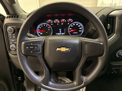Used 2020 Chevrolet Silverado 1500 Custom w/ Custom Value Package AWD/4WD image 12