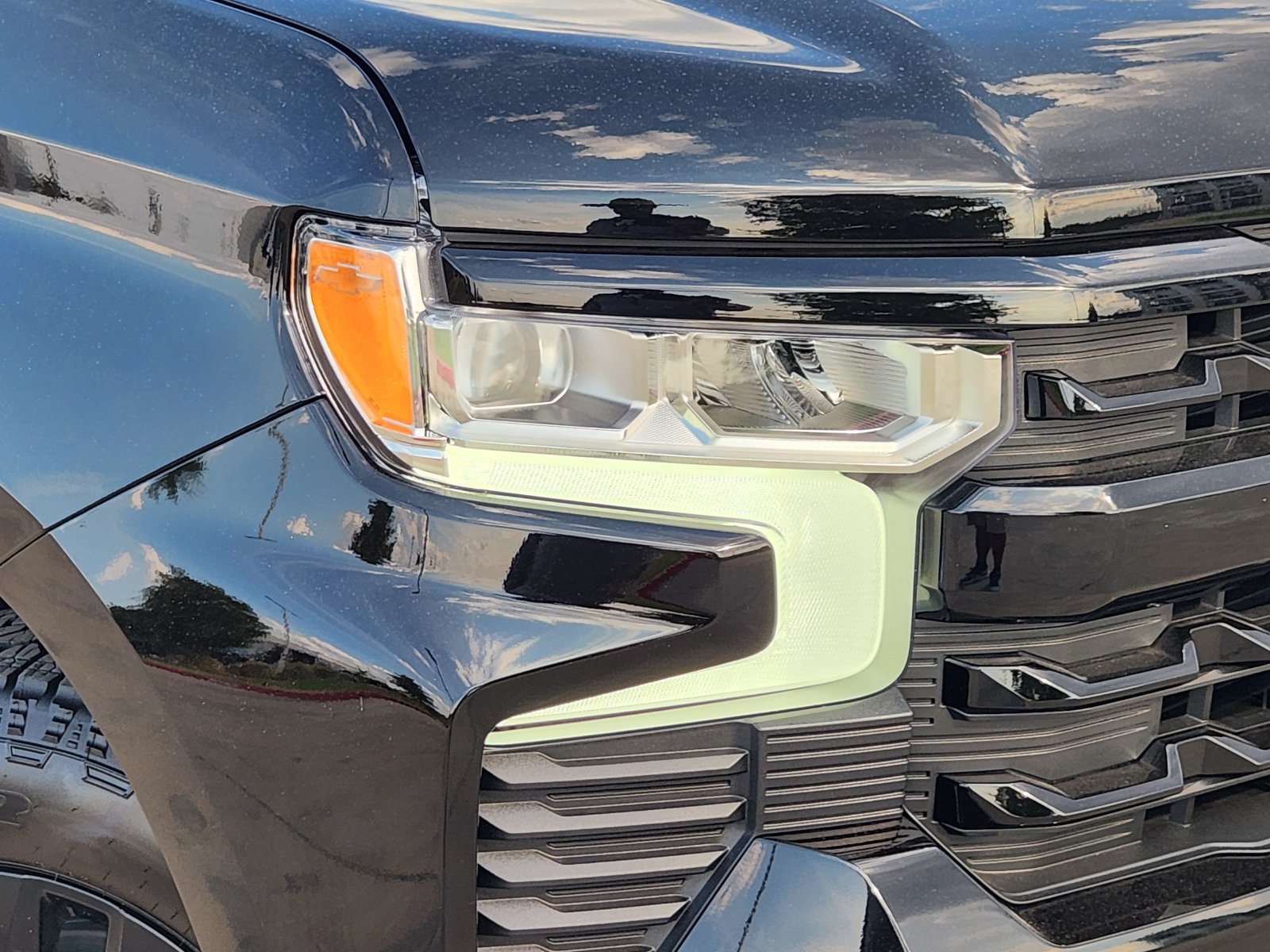 New 2026 Chevrolet Silverado 1500 RST w/ Z71 Off-Road Package AWD/4WD image 9