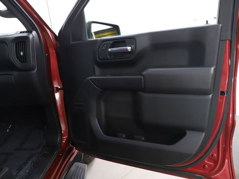 Used 2022 Chevrolet Silverado 1500 Custom w/ LPO, Blackout Package image 9