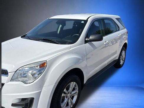 Certified 2014 Chevrolet Equinox LS FWD image 2