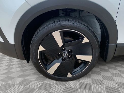 Used 2025 Nissan Kicks SR FWD image 20