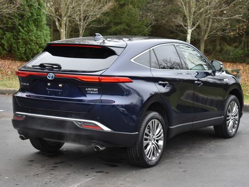 Used 2021 Toyota Venza Limited image 37