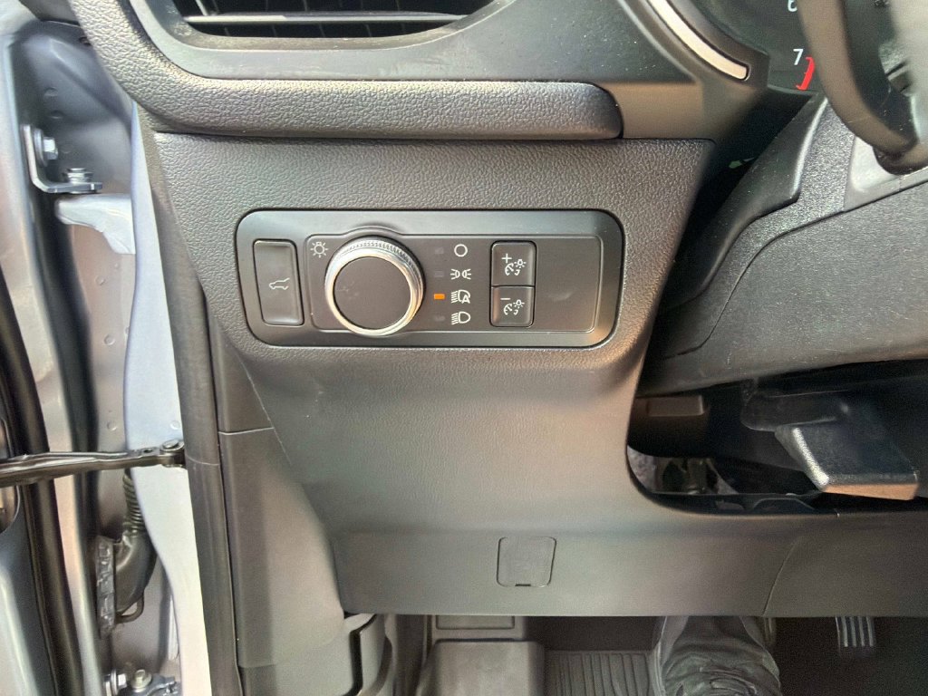 Used 2022 Ford Escape SE w/ Convenience Package FWD image 31