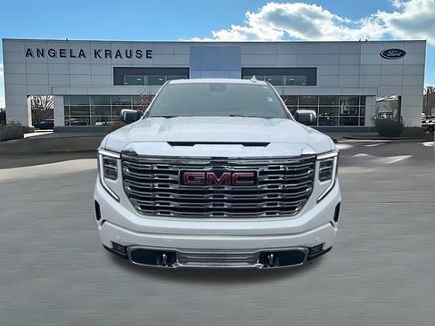 Used 2023 GMC Sierra 1500 Denali w/ Denali Reserve Package AWD/4WD image 2