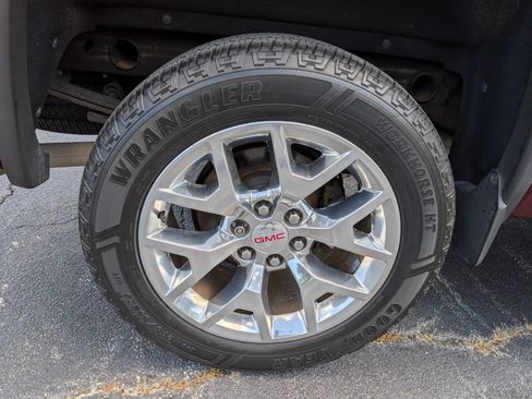 Used 2017 GMC Sierra 1500 SLT AWD/4WD image 12