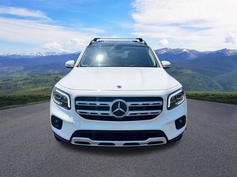 Used 2020 Mercedes-Benz GLB 250 4MATIC image 9