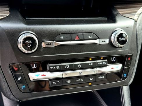 Certified 2020 Ford Explorer Limited image 19