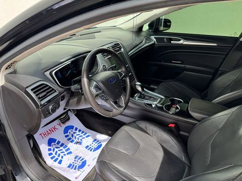 Used 2016 Ford Fusion Titanium FWD image 11