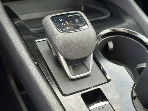 Used 2023 Nissan Rogue SV w/ SV Premium B Package image 30