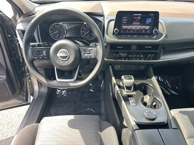 Used 2023 Nissan Rogue SV AWD/4WD image 3