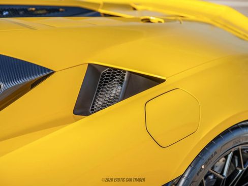 Used 2026 Lamborghini Temerario AWD/4WD image 59