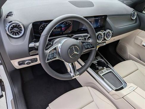 New 2026 Mercedes-Benz GLA 250 image 3