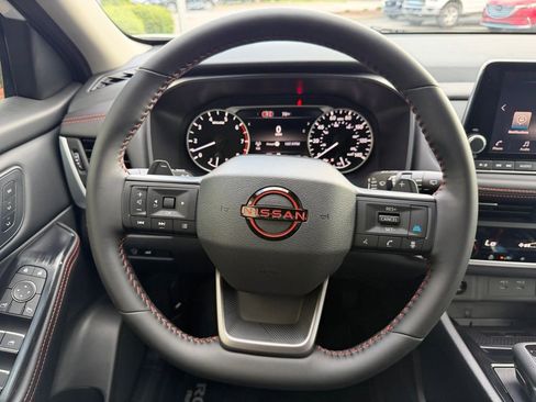 Used 2026 Nissan Rogue Rock Creek w/ Rock Creek Premium Package image 21