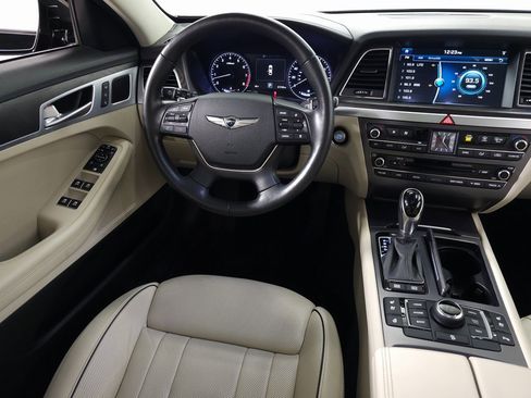 Used 2017 Genesis G80 3.8 w/ Option Group 03 image 19