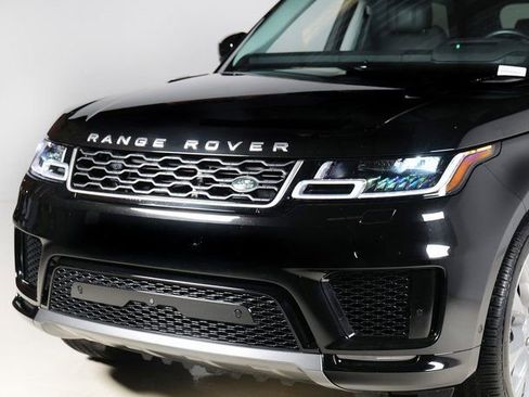 Used 2018 Land Rover Range Rover Sport HSE image 28